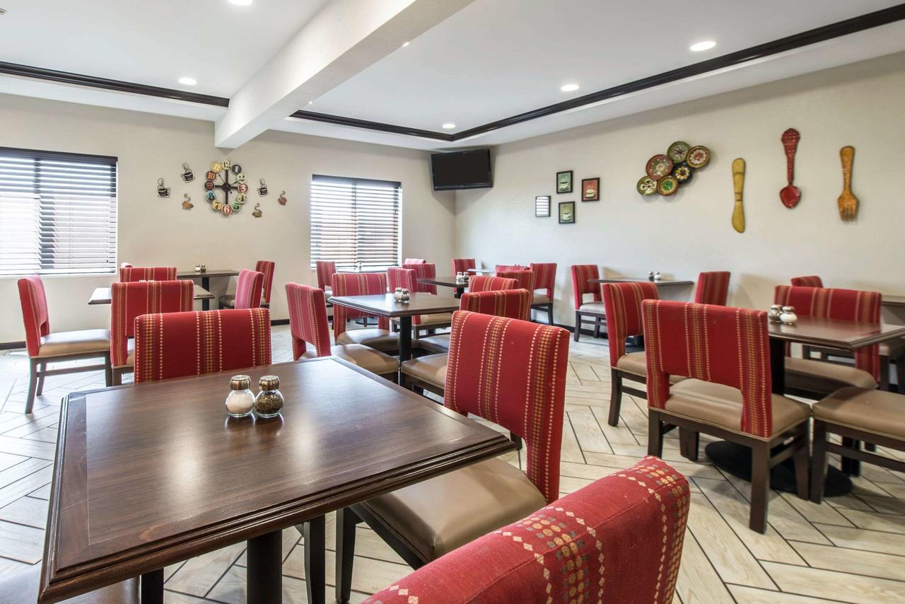 Comfort Inn - thumb 1