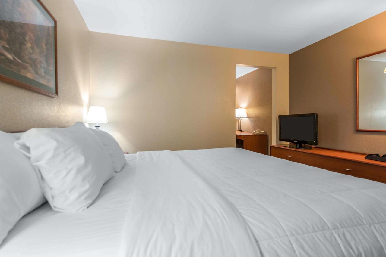 Comfort Inn - thumb 16