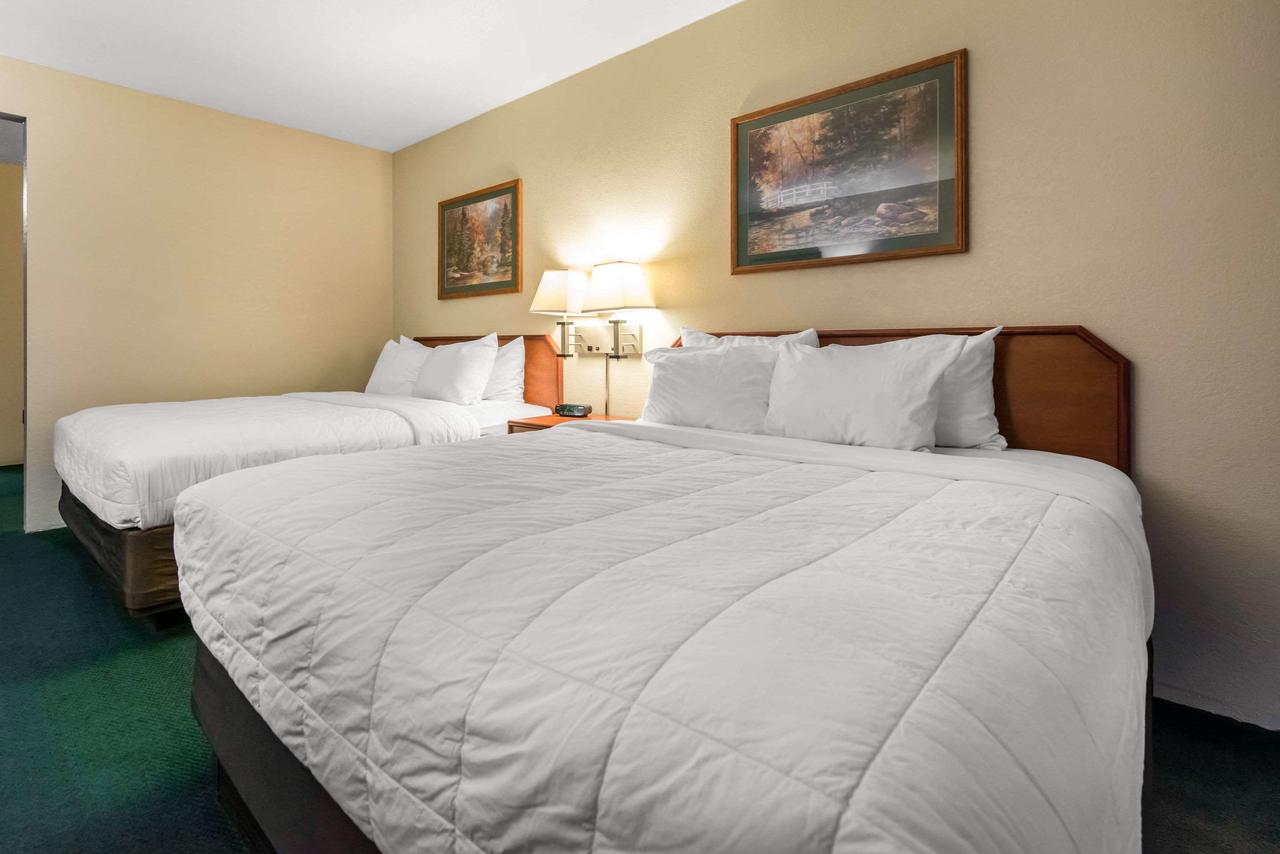 Comfort Inn - thumb 4