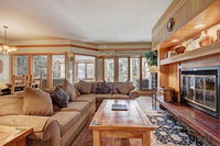 2705 Chateaux Dmont Condo Accommodation Los Angeles