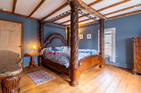 Ny Advertising-distr-co Accommodation Los Angeles