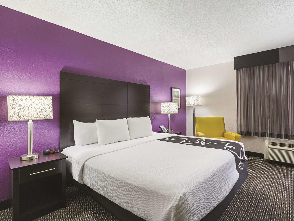 La Quinta Inn By Wyndham Miami Airport North - thumb 26