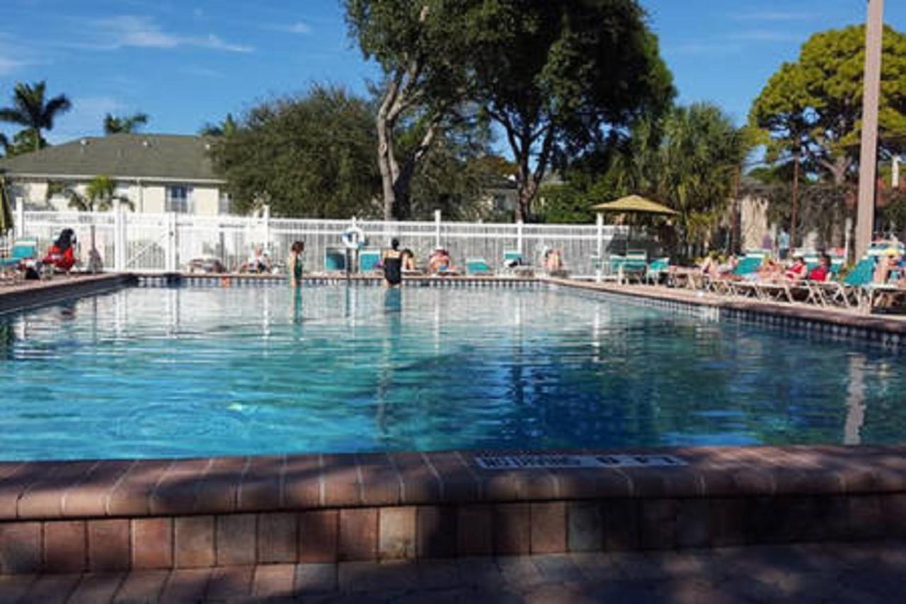 Shorewalk Vacation Condo 2nd Floor - thumb 36