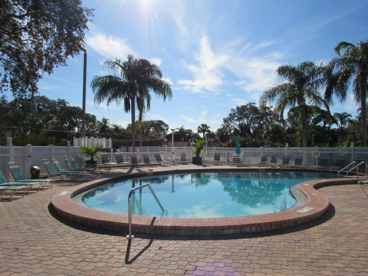 Shorewalk Vacation Condo 2nd Floor - thumb 38