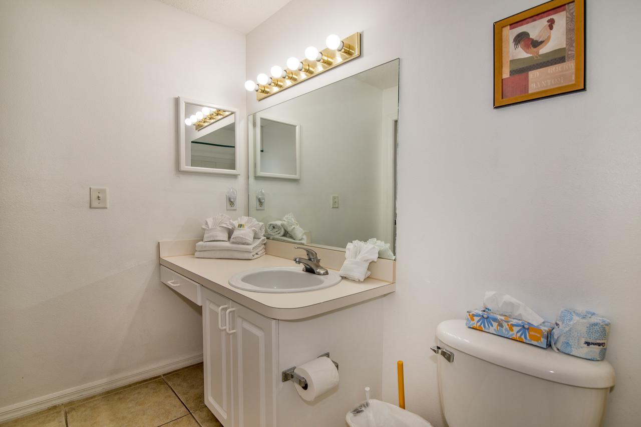 Shorewalk Vacation Condo 2nd Floor - thumb 19