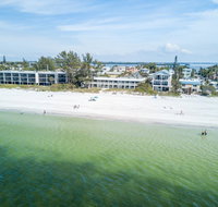 Shell Cove Two Bedroom Apartment, Unit 9 - Accommodation Los Angeles