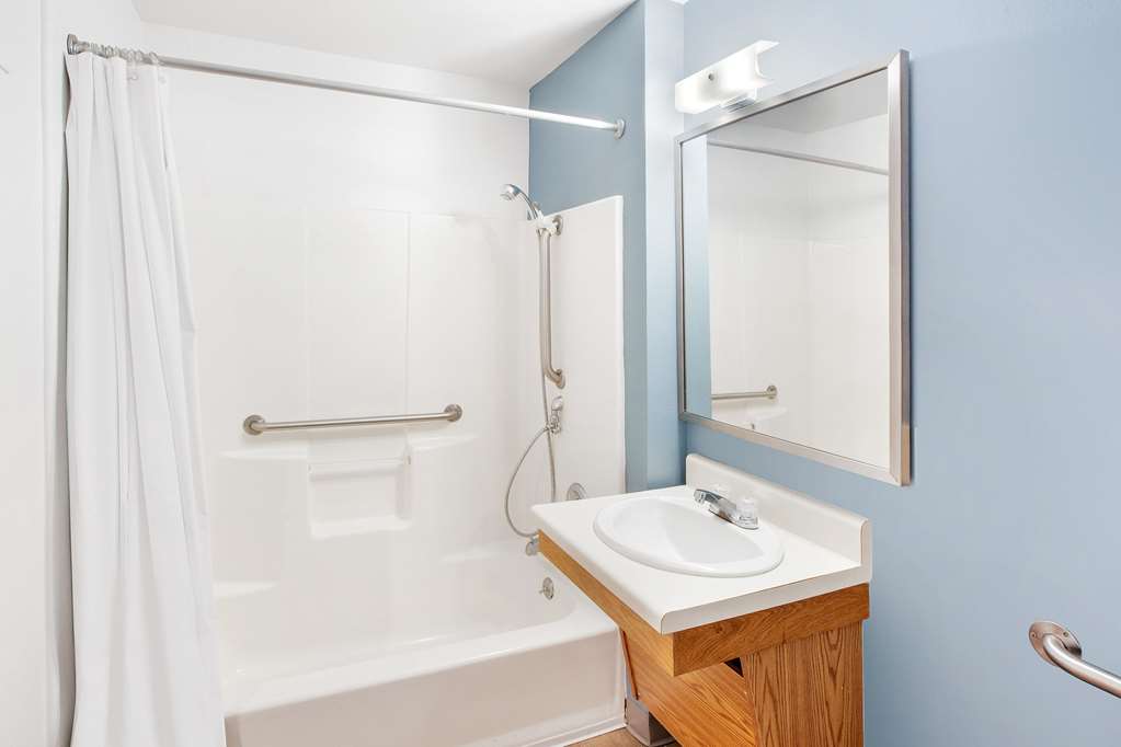 WoodSpring Suites Brownsville - thumb 8