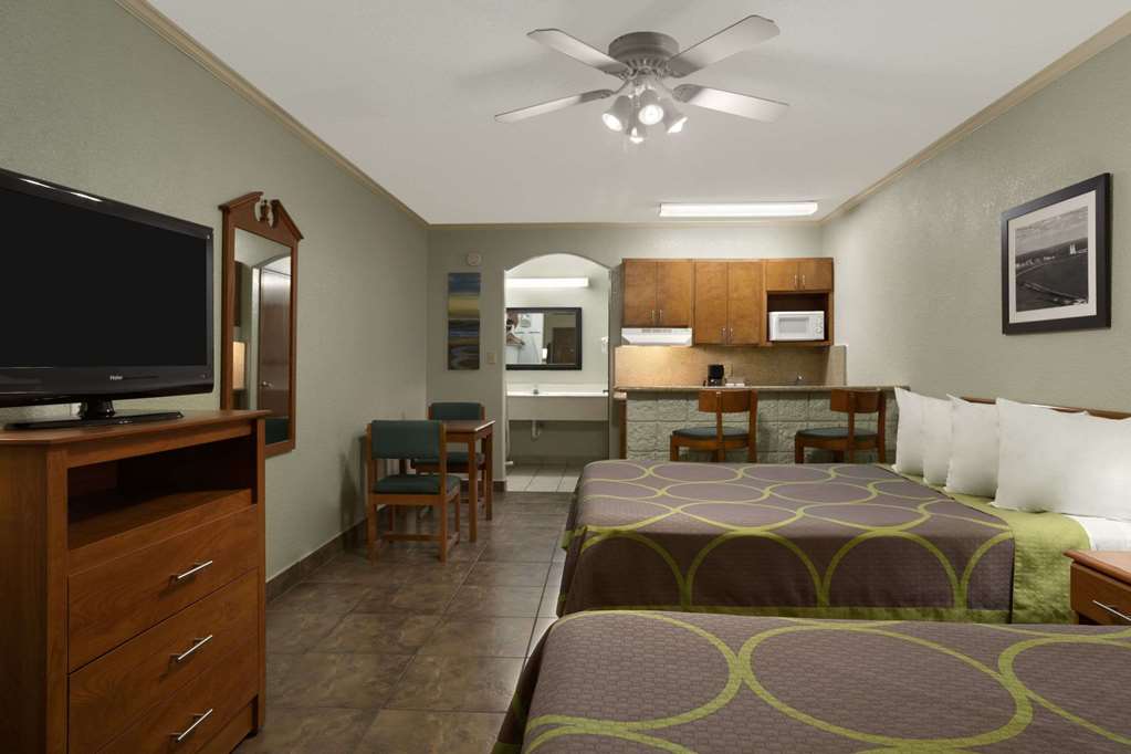 Super 8 South Padre Island - thumb 9