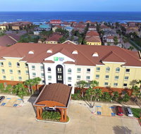 Holiday Inn Express Hotel  Suites - Accommodation Los Angeles