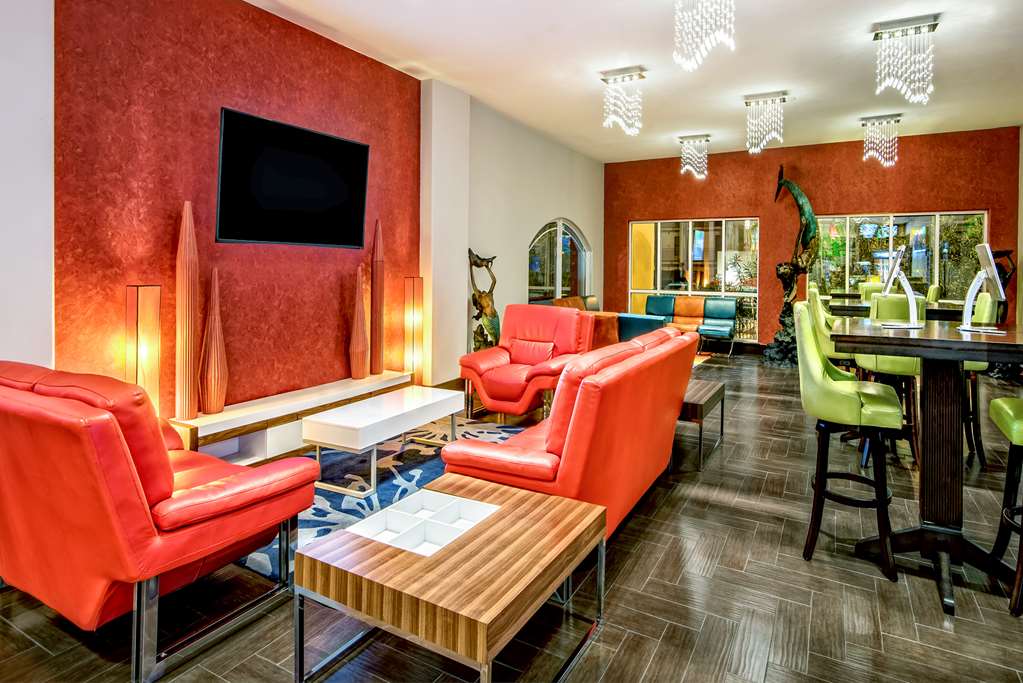 La Copa Inn & Suites - thumb 0