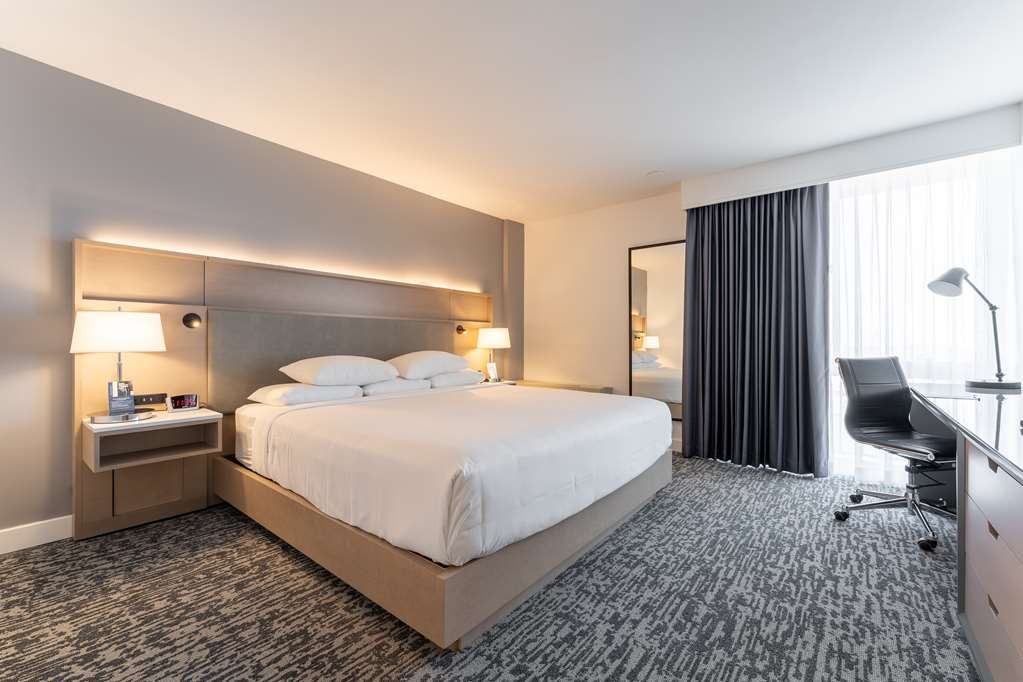 Radisson Hotel JFK Airport - thumb 6