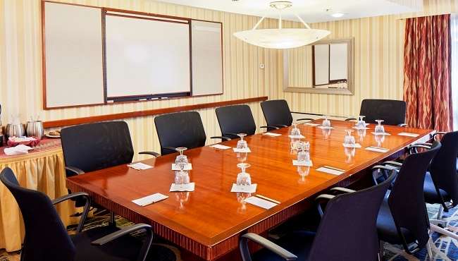 Radisson Hotel JFK Airport - thumb 7