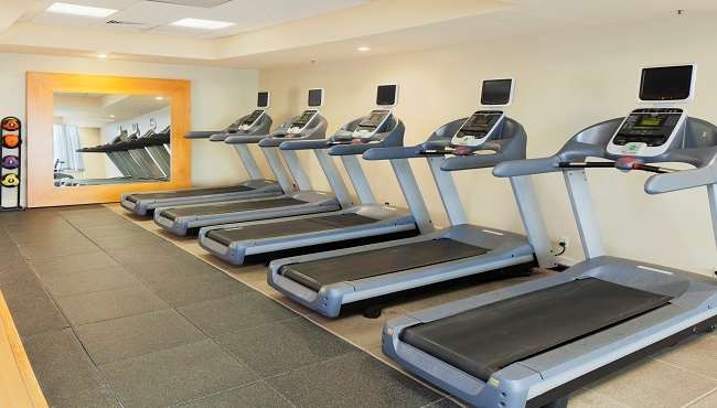 Radisson Hotel JFK Airport - thumb 14