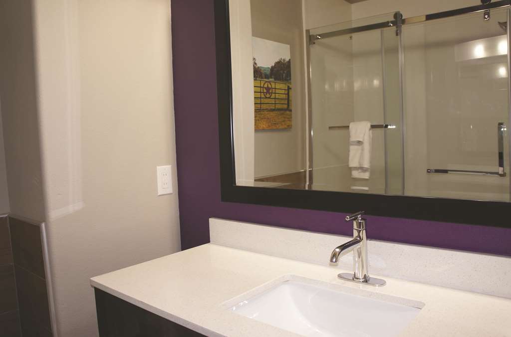La Quinta Inn & Suites Pharr North - thumb 14