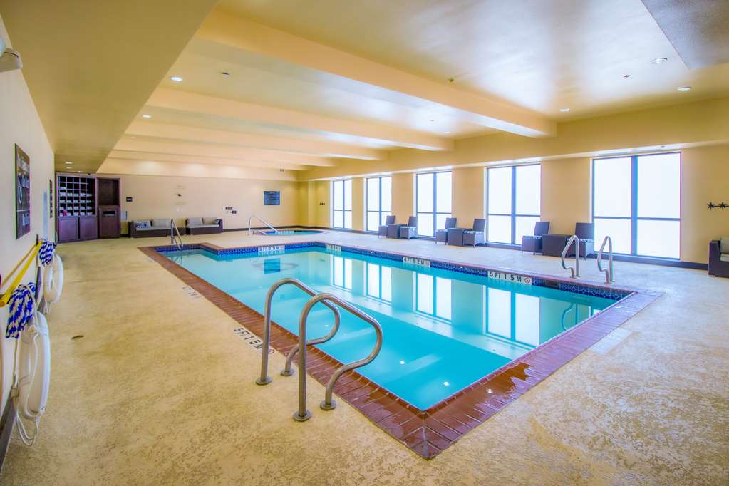 Hampton Inn & Suites Bastrop - thumb 10