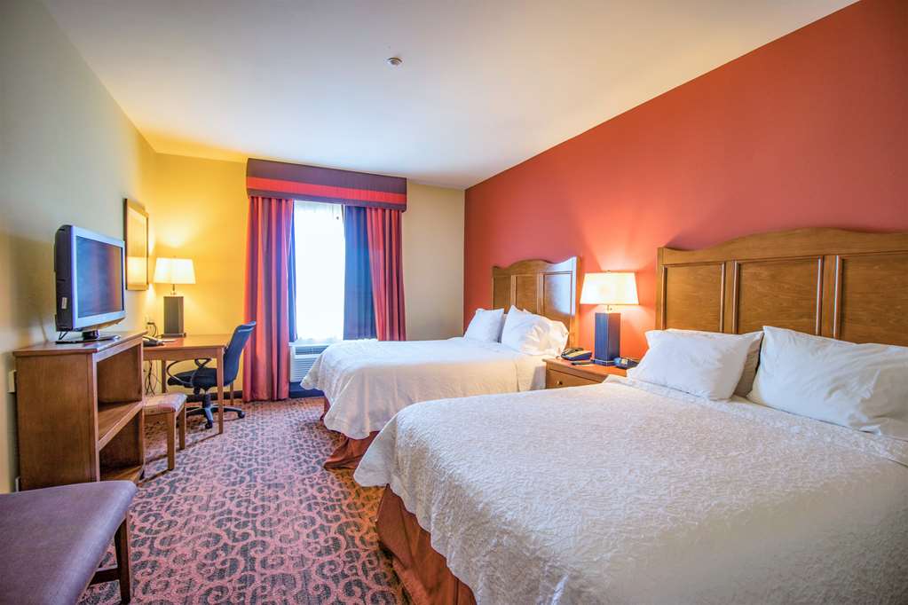 Hampton Inn & Suites Bastrop - thumb 14