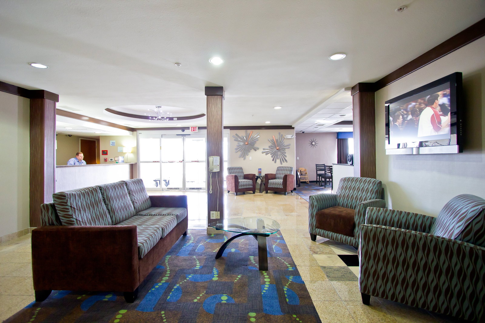 Holiday Inn Express - thumb 2