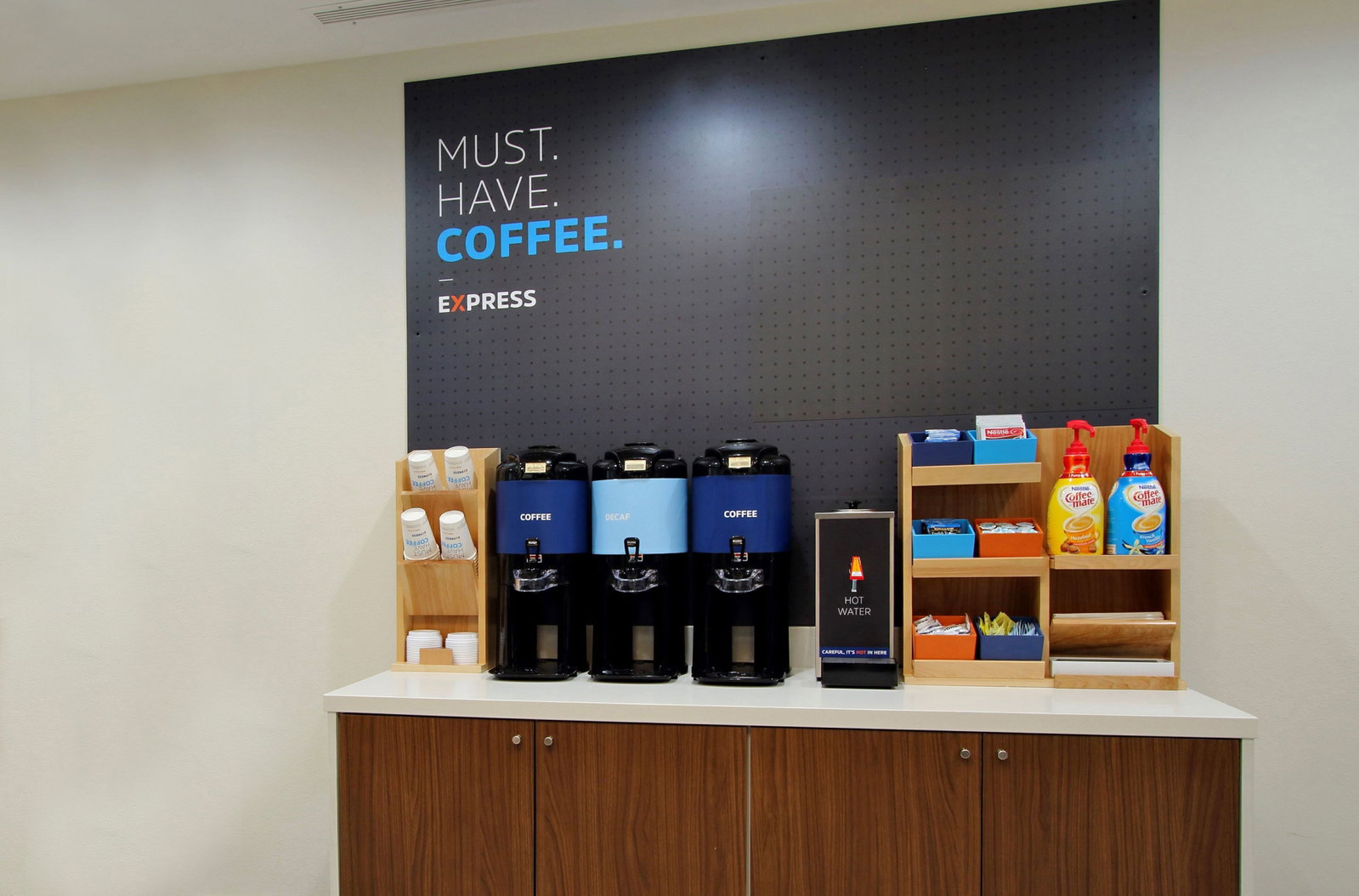 Holiday Inn Express - thumb 5