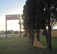 Tropicana Motel-Bastrop - Accommodation Los Angeles