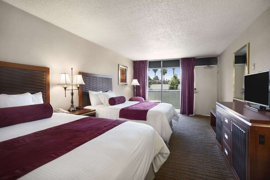Ramada Sunnyvale/Silicon Valley - thumb 1