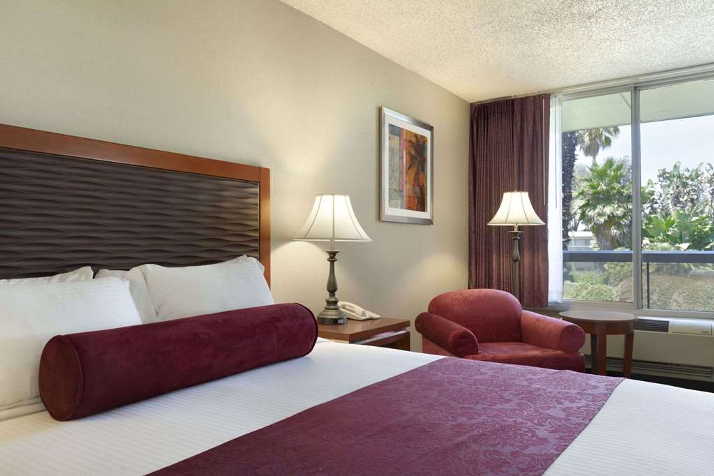 Ramada Sunnyvale/Silicon Valley - thumb 3
