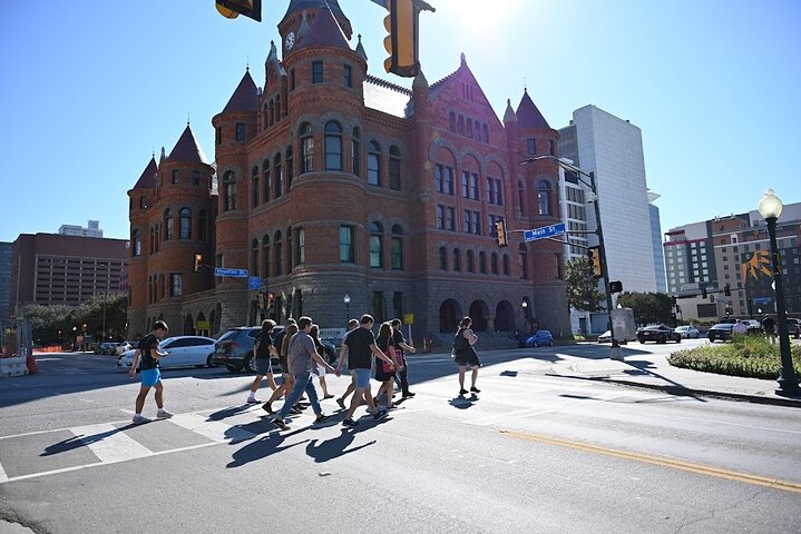 JFK Assassination Walking Tour With Oswald Rooming House - thumb 5
