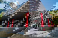 Hollywood Open Bus Tours to Celebrity Homes  Beverly Hills