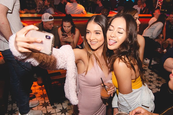 Los Angeles Club Crawl - Nightlife Party Tour - thumb 2