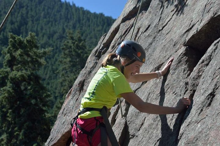 Intro To Outdoor Rock Climbing Near Denver, Colorado - thumb 2