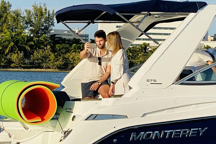 Half-Day 29-foot Sport Yacht Tour In Miami - thumb 1