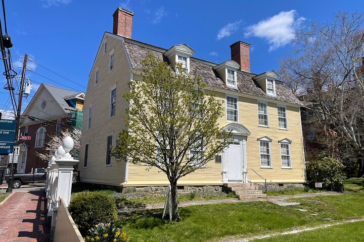 Self Guided Haunted Walking Tour In Portsmouth - thumb 5