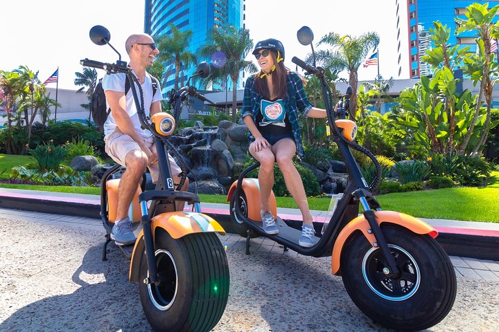 Exclusive: San Diego Harbor Speed Boat, Electric Scooter And USS Midway Tour - thumb 5