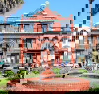 Historic Savannah Guided Walking Tour - Accommodation Los Angeles