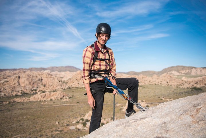 Rappelling Adventure In Joshua Tree National Park (6 Hours) - thumb 0