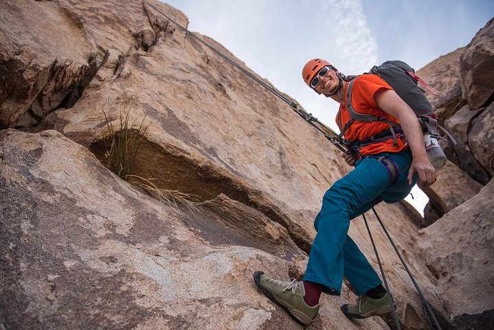 Rappelling Adventure In Joshua Tree National Park (6 Hours) - thumb 4