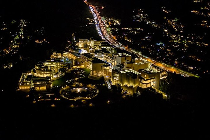 California Coast And Canyons Helicopter Tour - thumb 1